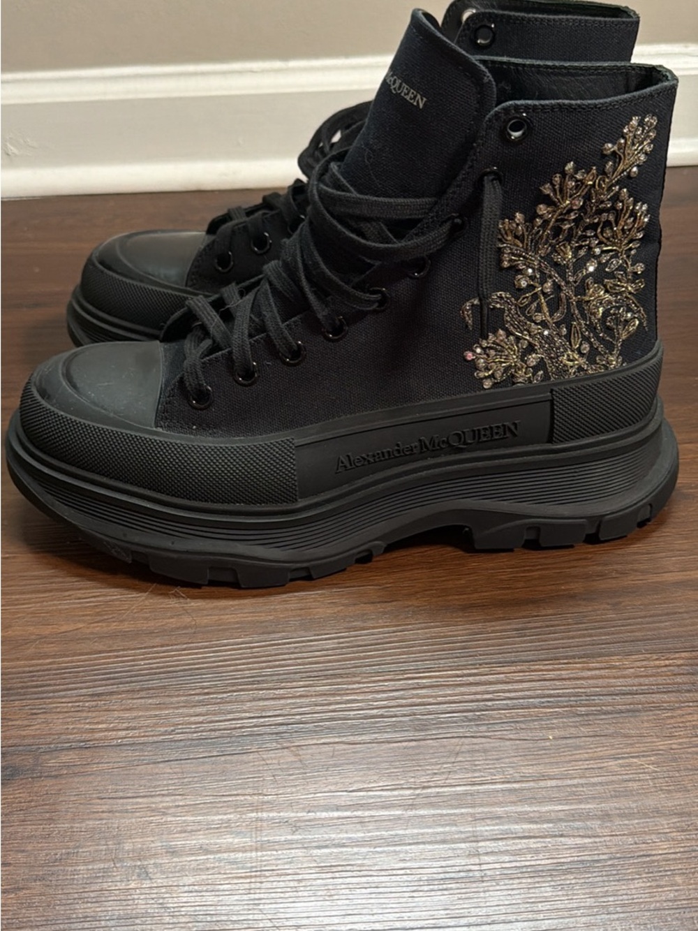 Alexander McQueen Tread Slick Boots - Picture 5 of 7